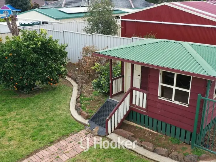 Fifth view of Homely house listing, 10 Banksia Place, Gunnedah NSW 2380