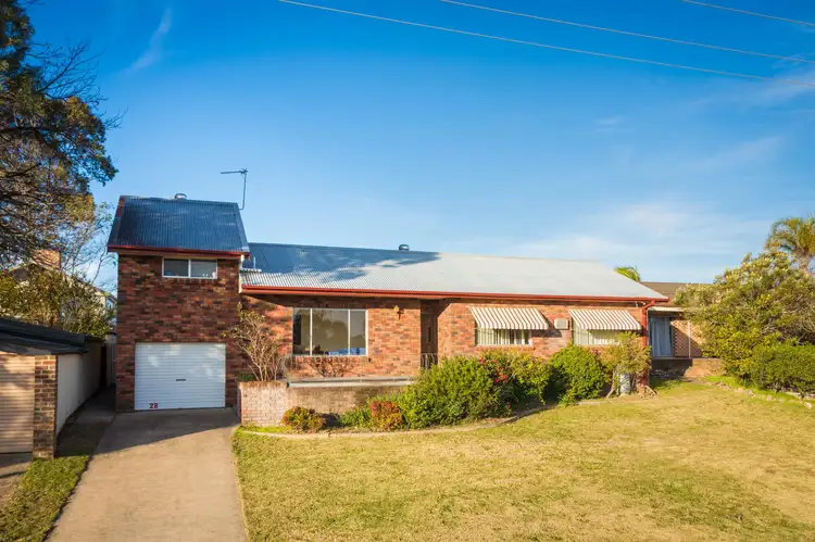 28 Glebe Avenue, Bega NSW 2550