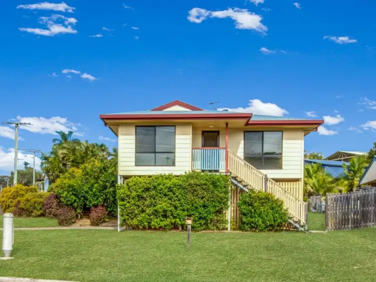 Second view of Homely house listing, 33 Tyson Crescent, Tannum Sands QLD 4680