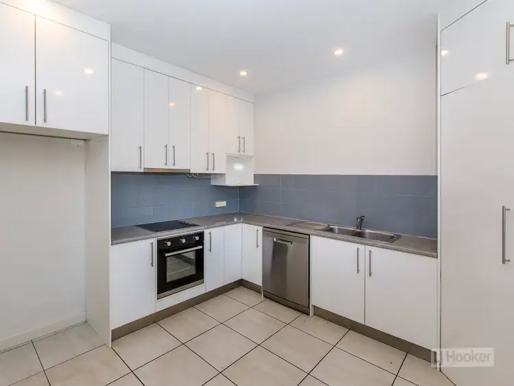 Fourth view of Homely semi-detached listing, 2/19 Jennerae Drive, Stuart NT 870