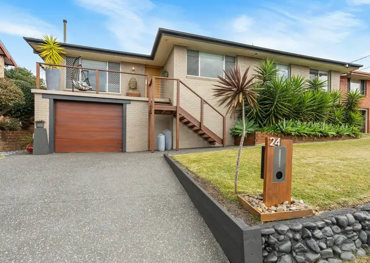 24 Gleeson Crescent, Taree NSW 2430