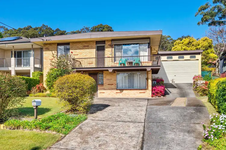 24 Victor Avenue, Valentine NSW 2280