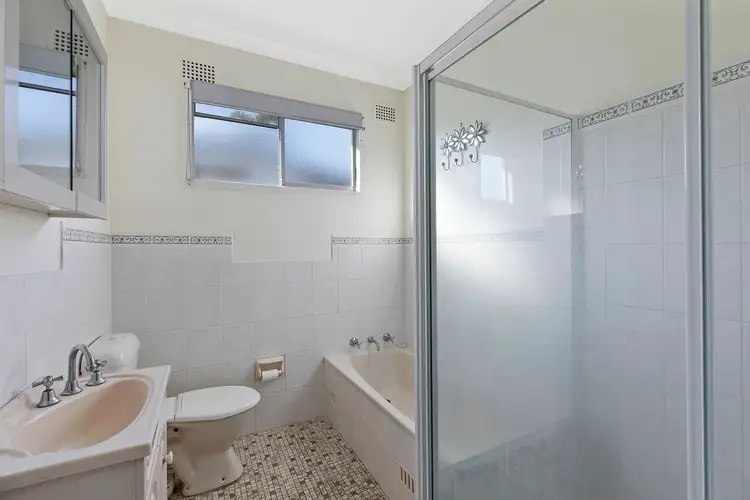 Sixth view of Homely house listing, 25 Cornish Avenue, Killarney Vale NSW 2261