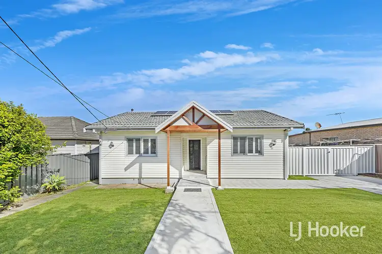 21 Shackel Ave, Guildford NSW 2161