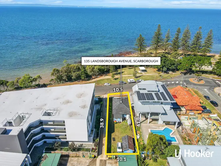135 Landsborough Avenue, Scarborough QLD 4020