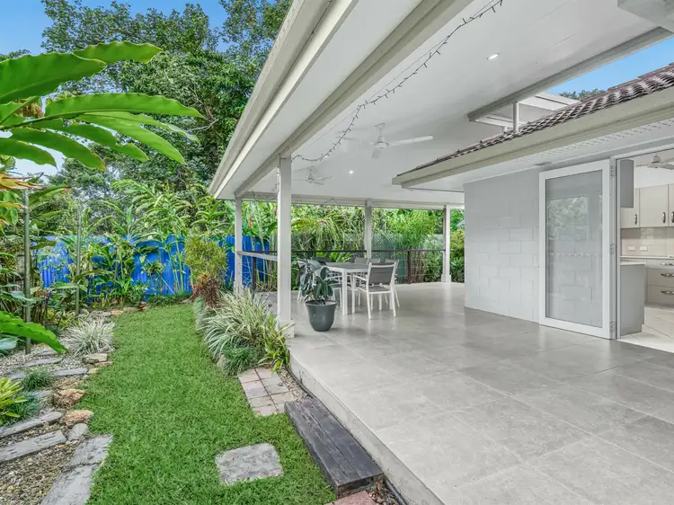 Main view of Homely unit listing, 2/22 Nesbit Street, Whitfield QLD 4870