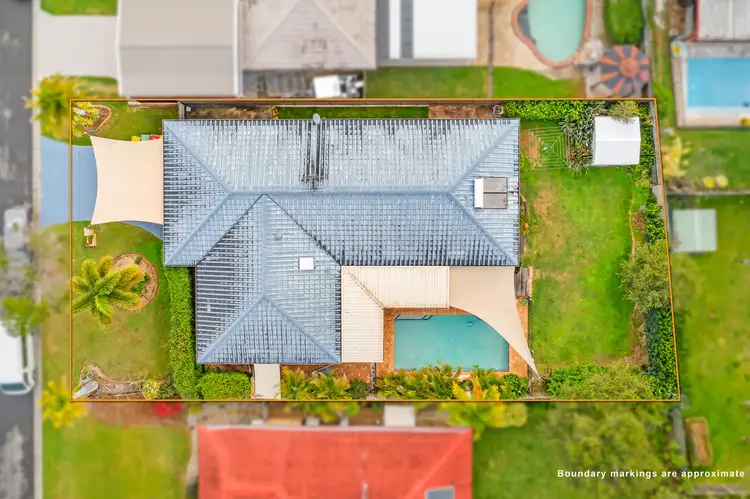 11 Pecan Court, Birkdale QLD 4159