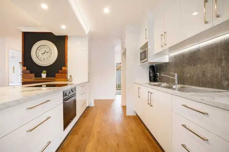 Fifth view of Homely house listing, 4 Kiara Court, Mudgeeraba QLD 4213