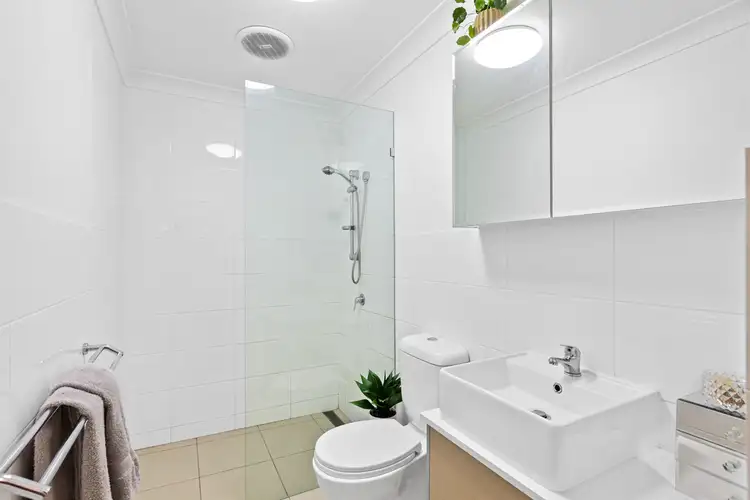 Sixth view of Homely townhouse listing, 4/27 Pittwin Road North, Capalaba QLD 4157