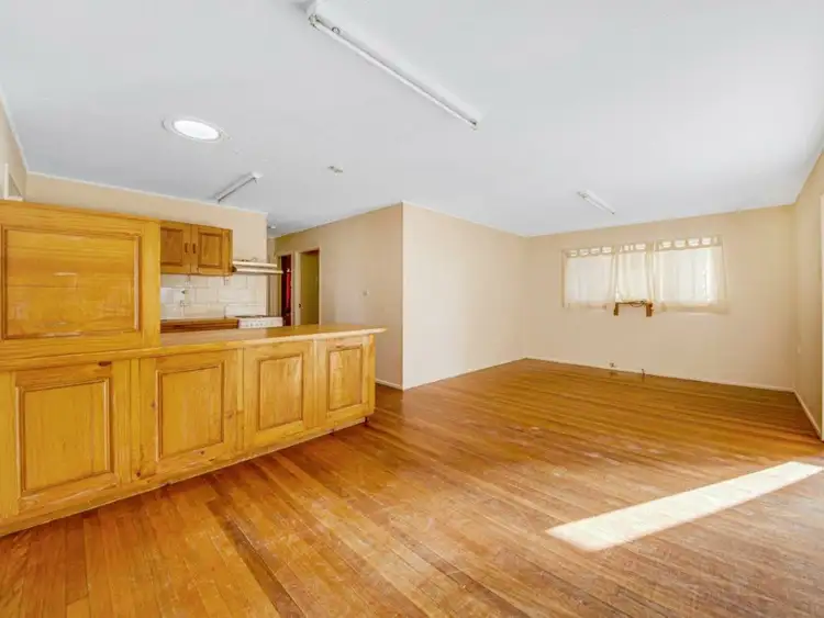 Fourth view of Homely house listing, 4 Gatcombe Lane, West Gladstone QLD 4680