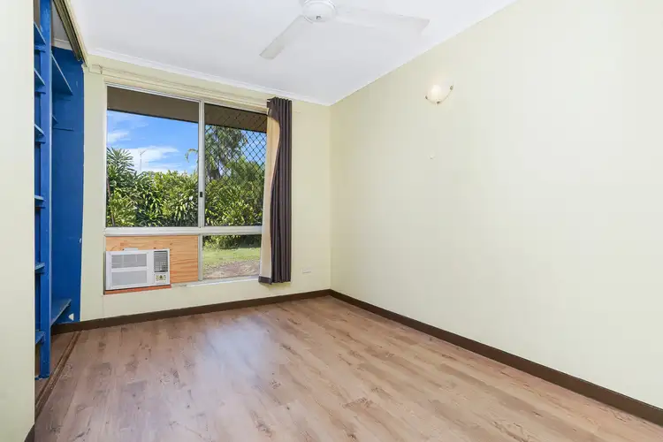 Fifth view of Homely house listing, 7 Uiver Court, Moulden NT 830