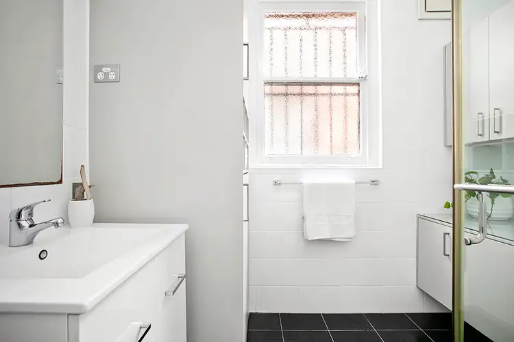 Sixth view of Homely apartment listing, 4/18 Manion Avenue, Rose Bay NSW 2029