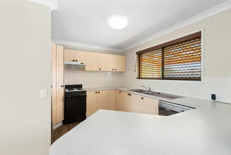 Fifth view of Homely semi-detached listing, 4/40 Woodland Drive, Reedy Creek QLD 4227