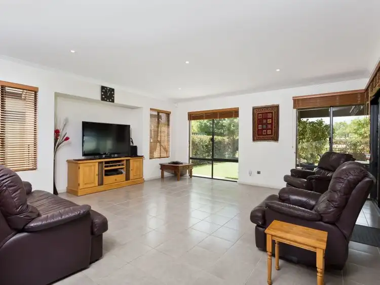 Sixth view of Homely house listing, 4 Tathra Lane, Aubin Grove WA 6164