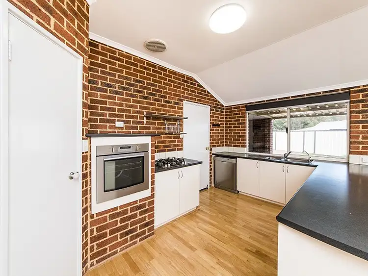 Seventh view of Homely house listing, 5 Glen Ross Chase, Jane Brook WA 6056