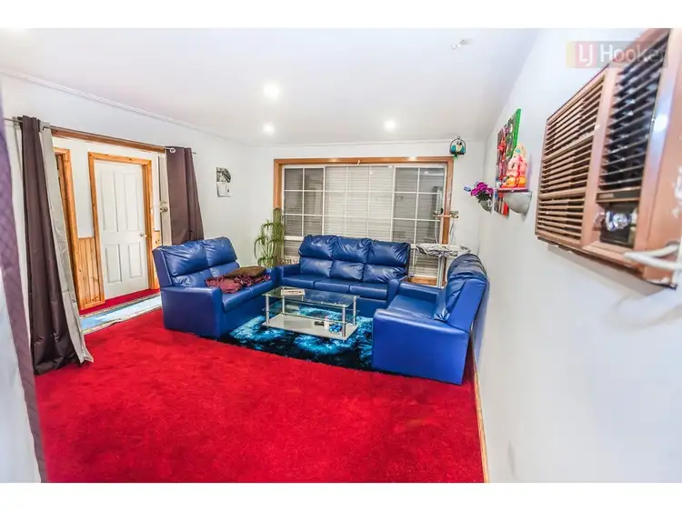 Fourth view of Homely house listing, 32 Hanson Road, Craigieburn VIC 3064