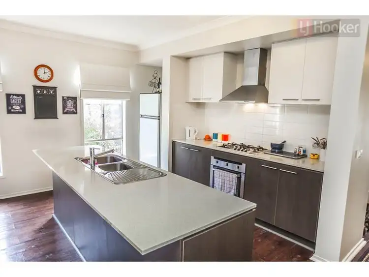 Third view of Homely house listing, 7 Cradle Mountain Drive, Craigieburn VIC 3064