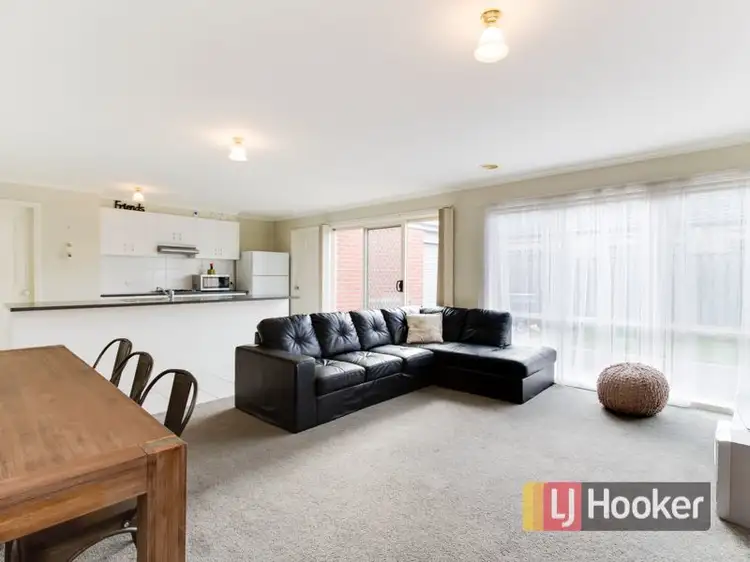 Sixth view of Homely house listing, 7 Robusta Avenue, Cranbourne VIC 3977