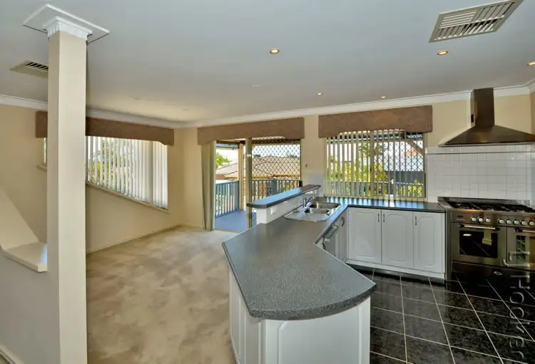 Sixth view of Homely house listing, 4 Ebb Court, Halls Head WA 6210