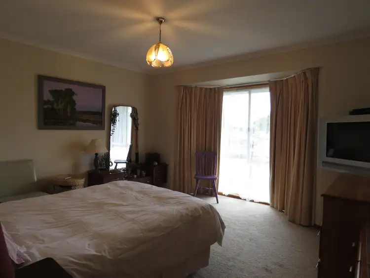 Fifth view of Homely unit listing, Unit 1/89 Main Road, Paynesville VIC 3880