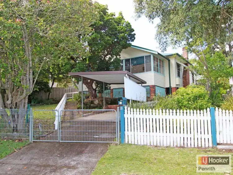 11 Boland Ave, Springwood NSW 2777