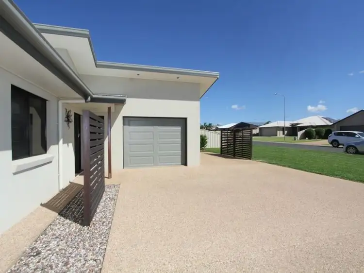 Second view of Homely unit listing, 2/10 Mooney Crescent, Emerald QLD 4720