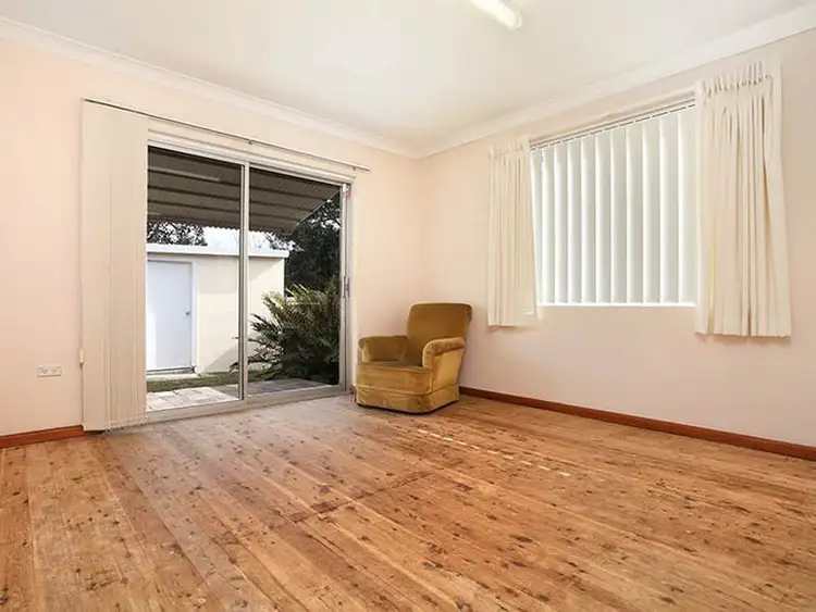 Fifth view of Homely house listing, 16 Raeburn Avenue, Castlecrag NSW 2068