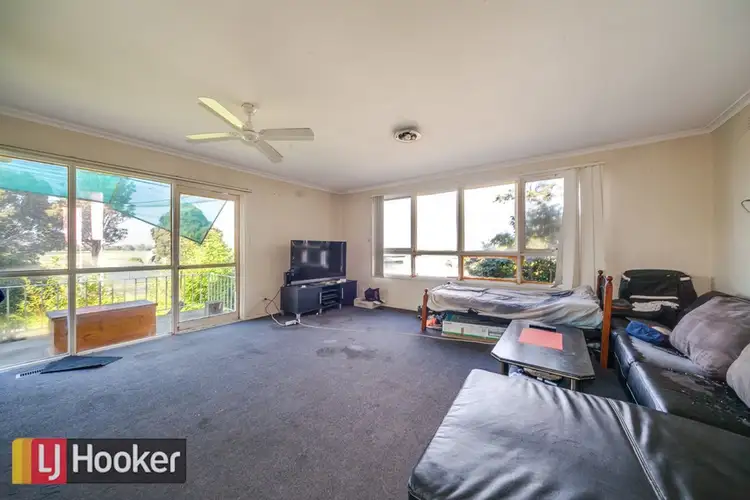 Fourth view of Homely house listing, 10 CARLYON CRT, Springvale VIC 3171