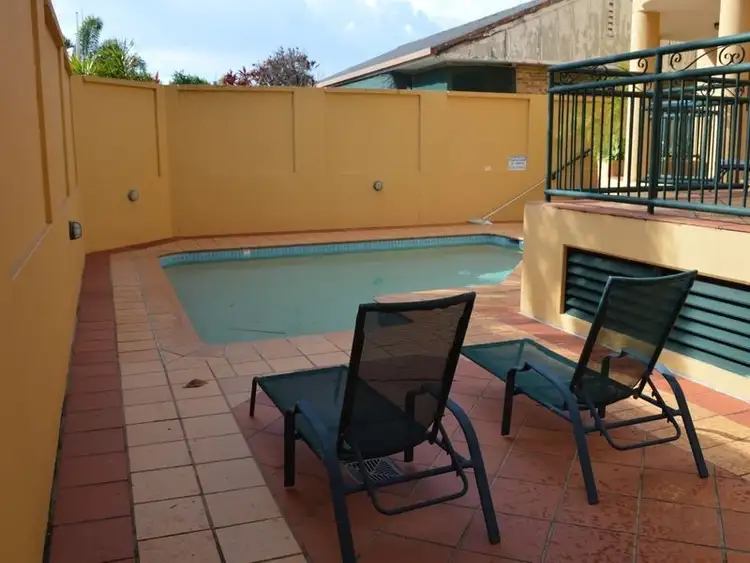 Sixth view of Homely unit listing, 2/10-12 Spendelove Avenue, Southport QLD 4215