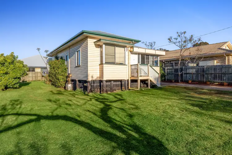 40 Gordon Avenue, Newtown QLD 4350