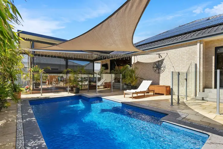 66 Edeline Street, Spearwood WA 6163