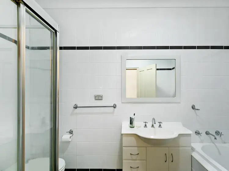 Seventh view of Homely unit listing, 9/61 Donnison Street, Gosford NSW 2250