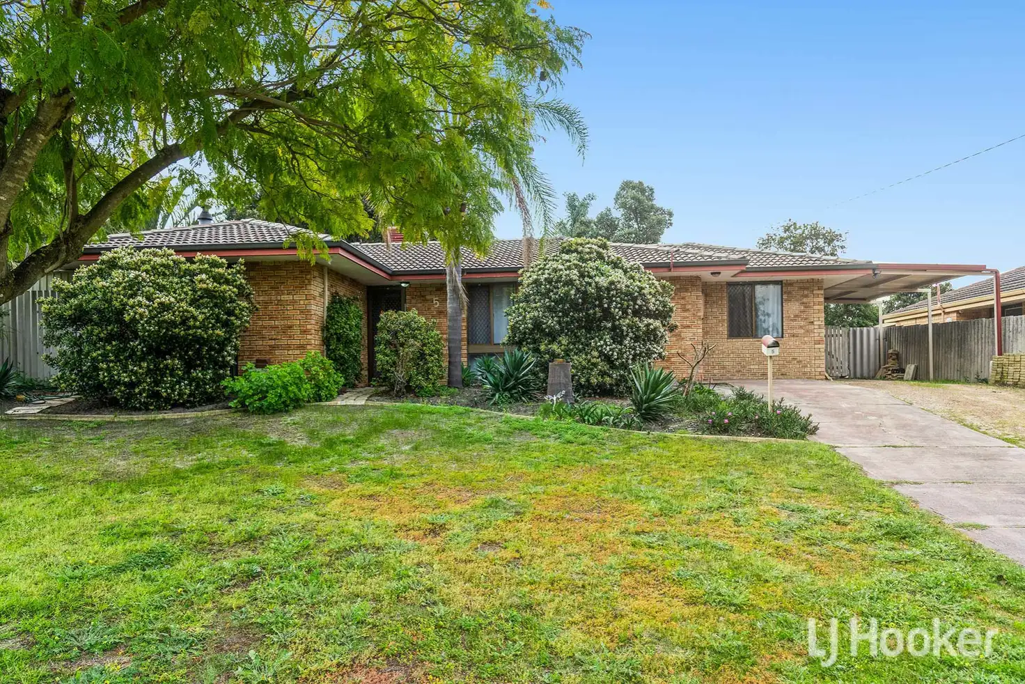 Main view of Homely house listing, 5 Irwin Close, Gosnells WA 6110