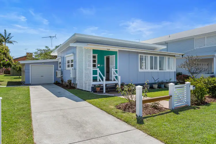 3 Pelican Street, Victoria Point QLD 4165
