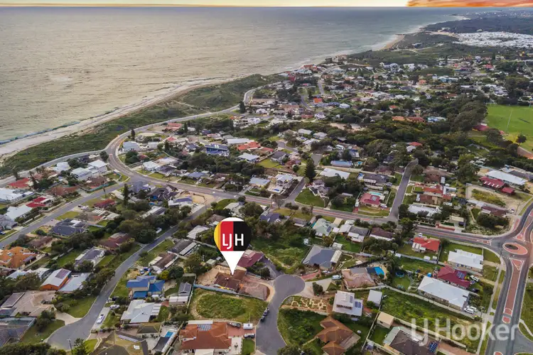 Second view of Homely house listing, 12 Truro Court, Yanchep WA 6035