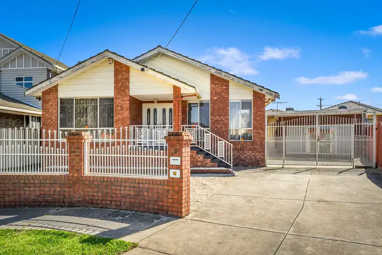 8 Teneriffe Close, Epping VIC 3076