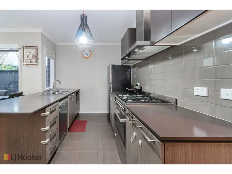 Fourth view of Homely house listing, 18 Rainham Avenue, Craigieburn VIC 3064