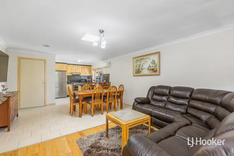 Fourth view of Homely unit listing, 2/107 Seabrook Boulevard, Seabrook VIC 3028