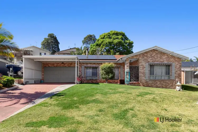 Second view of Homely house listing, 9 Johnson Place, Surf Beach NSW 2536