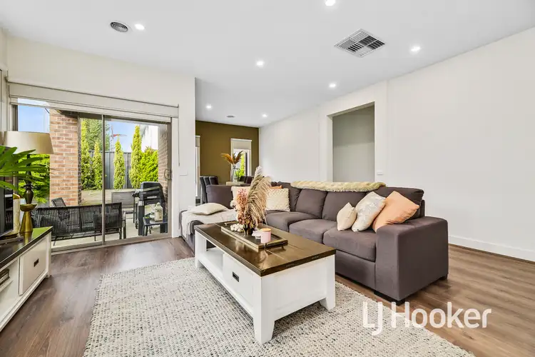Fifth view of Homely house listing, 10 Belcam Circuit, Clyde North VIC 3978