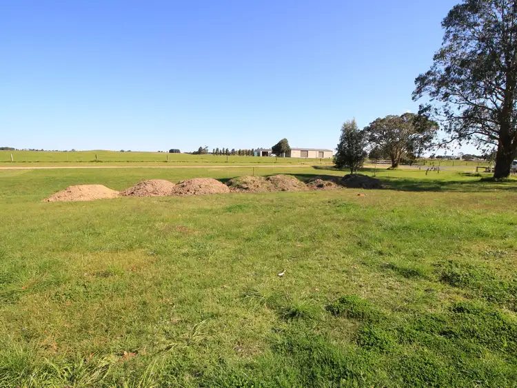 8 Hall Street, Lindenow VIC 3865