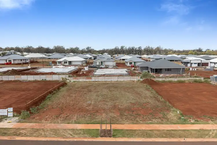 12 Krumins Avenue, Highfields QLD 4352