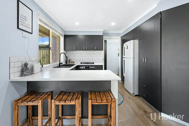 Fourth view of Homely house listing, 2 Winpara Close, Tahmoor NSW 2573