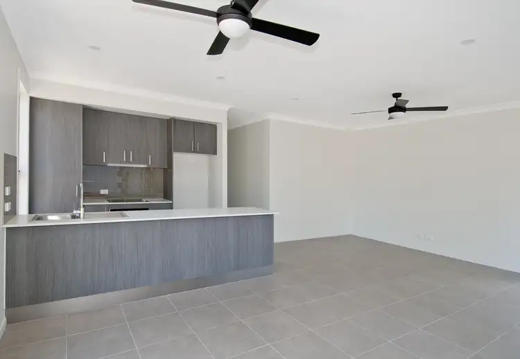 Fifth view of Homely house listing, 10 Japonica Street, Eagleby QLD 4207