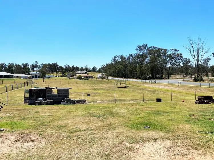 Second view of Homely rural property listing, 2 Westwood Crescent, Hatton Vale QLD 4341