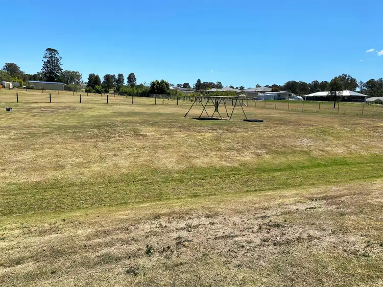 Seventh view of Homely rural property listing, 2 Westwood Crescent, Hatton Vale QLD 4341