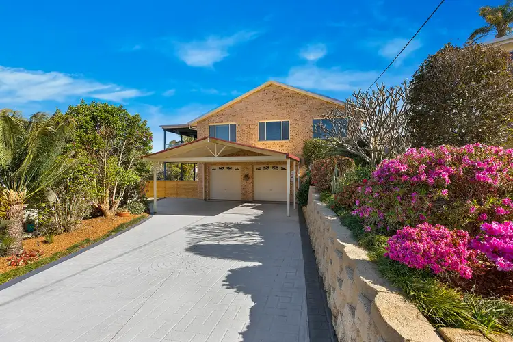 Second view of Homely house listing, 7 Colin Street, Berkeley Vale NSW 2261