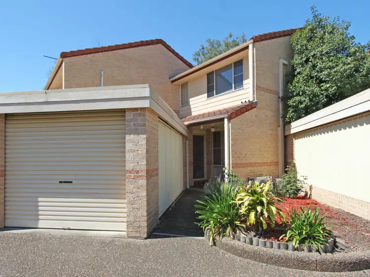 Main view of Homely townhouse listing, 3/3 Cosgrove Crescent, Kingswood NSW 2747