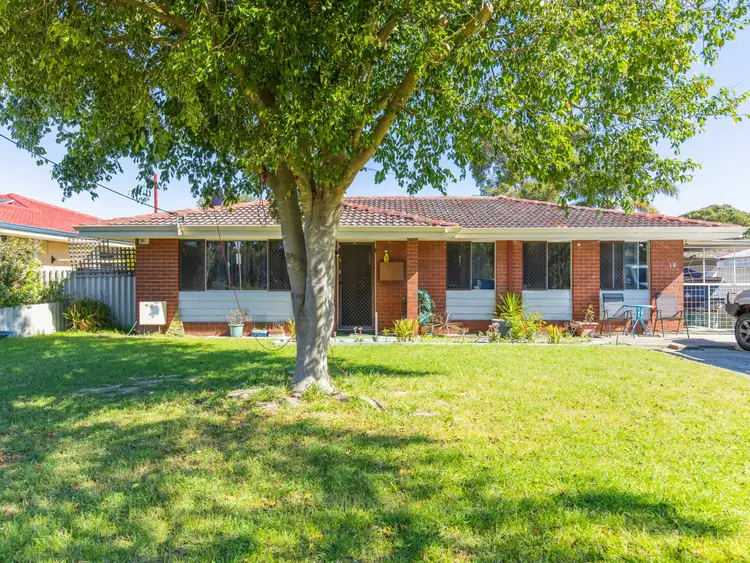 16 Dawson Way, Parmelia WA 6167