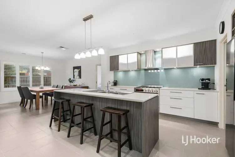 Fifth view of Homely house listing, 6 Saffron Place, Point Cook VIC 3030